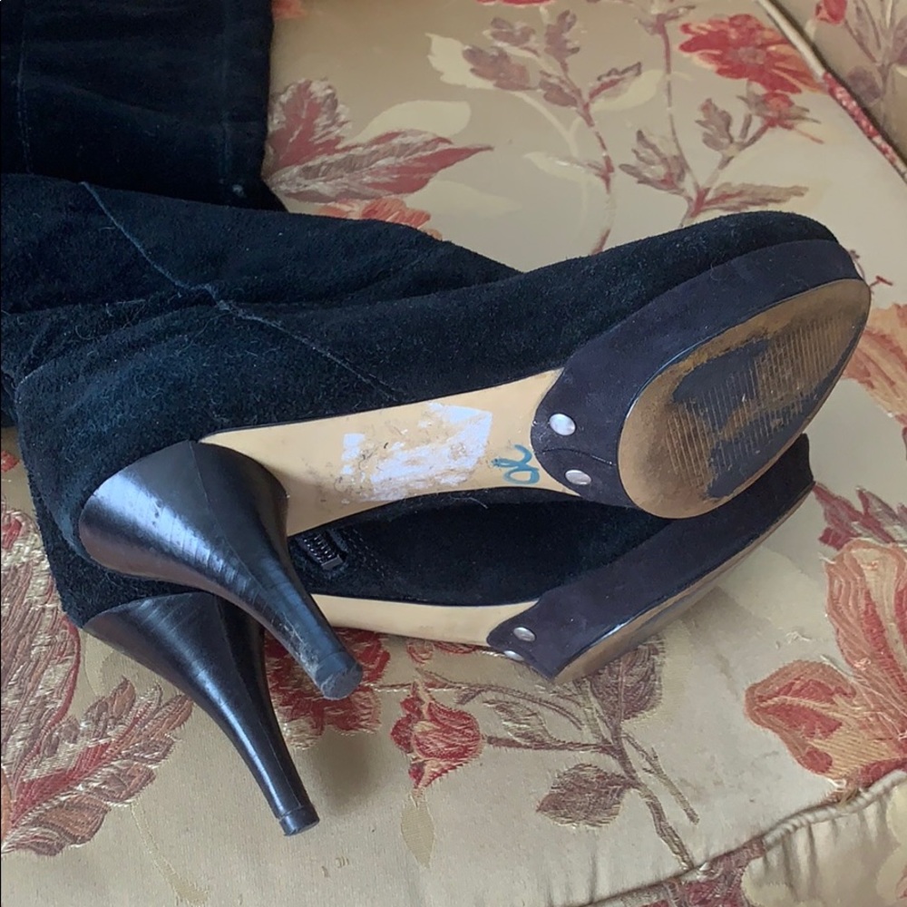 Suede boots - Picture 5 of 5